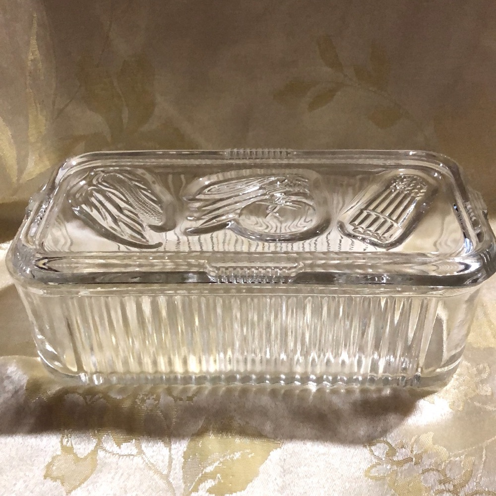 Vintage Glass Refrigerator Veggie Dish